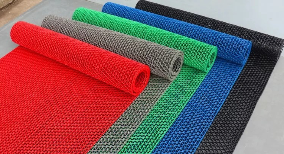 Thảm nhựa là thảm như thế nào? Công dụng của thảm nhựa