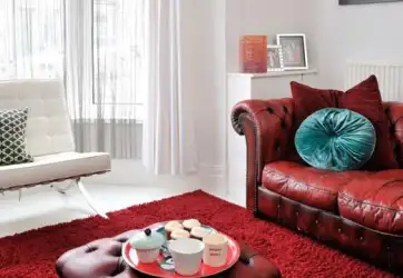 Thiết kế nội thất với màu hồng và đỏ