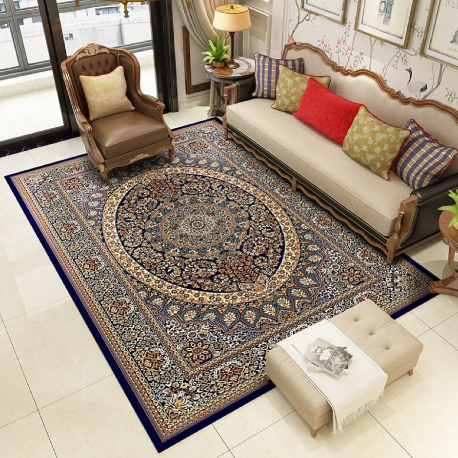 Thảm sử dụng nhiều tông màu và hoạ tiết ấn tượng