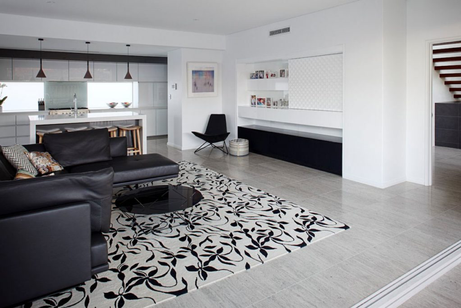 Thảm lông màu xám khắc hoạ tiết ấn tượng