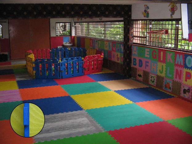 Những lưu ý chọn thảm trải sàn xốp cho bé Những lưu ý chọn thảm trải sàn xốp cho bé