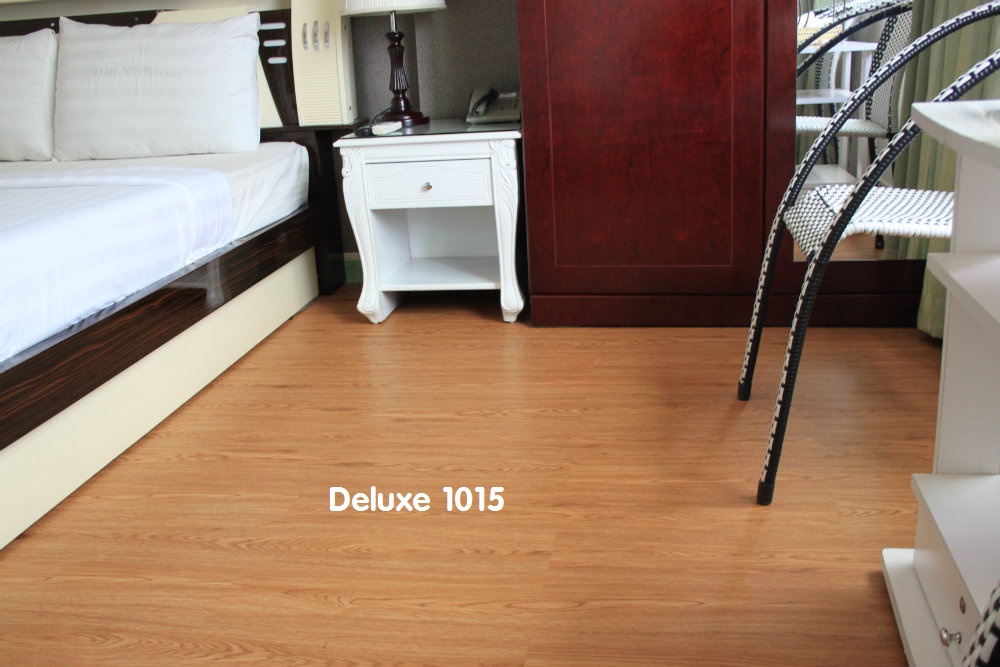 Sàn nhựa giả gỗ Deluxe 1015 thảm trải sàn Linh Dung